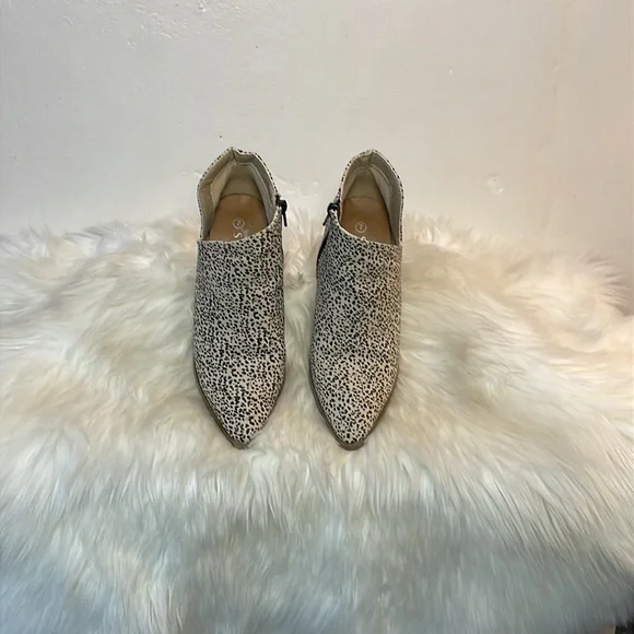 SERRA ANKLE BOOTies SIDE ZIP 3 Inch Heel Accent Angle -7- #0102 - Picture 2 of 9